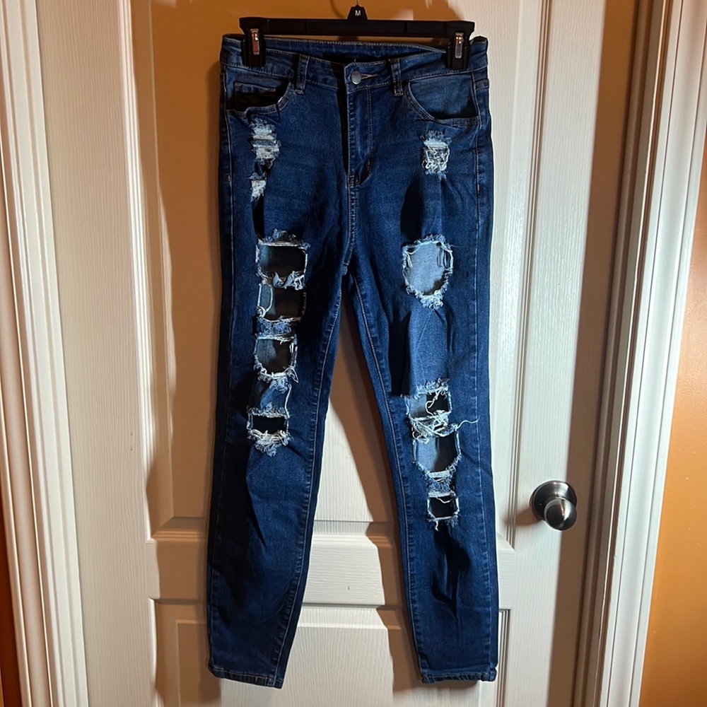 Women’s Distressed Jeans